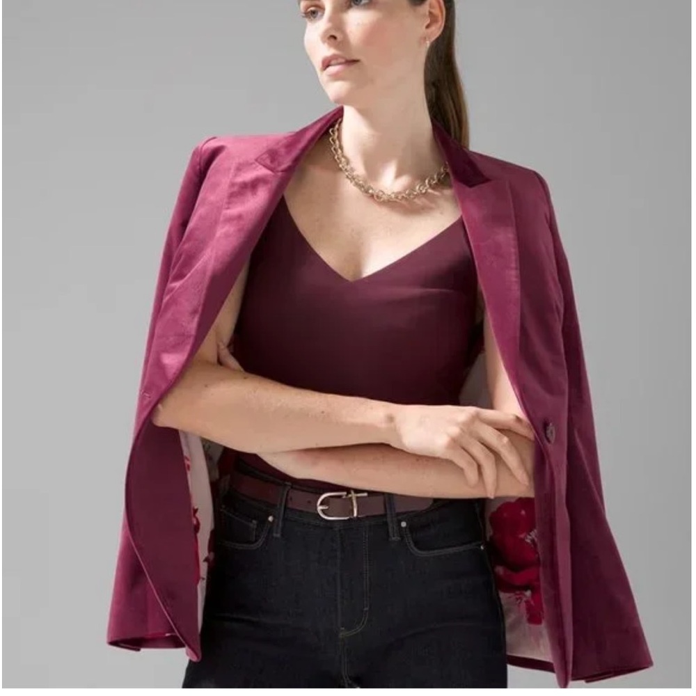 white house black market berry velvet floral lined editor blaze